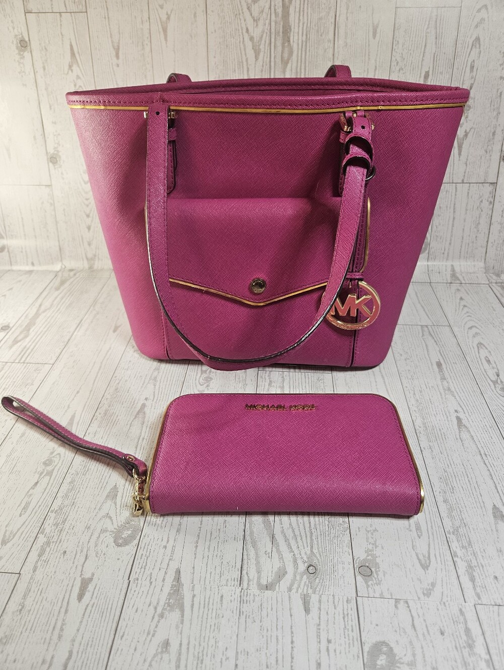 Michael Kors Pink Large Tote Shoulder Bag Zip Top Gold MK Charm Wallet Set